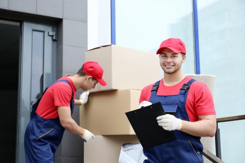 Customer raising a storage complaint with a clear process